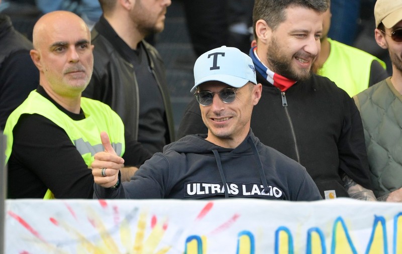 Radu Ștefan a purtat un hanorac cu însemne naziste la derby-ul AS Roma - Lazio