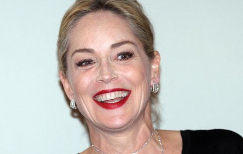 Sharon Stone a fost dată în judecată de fosta bonă a copiilor