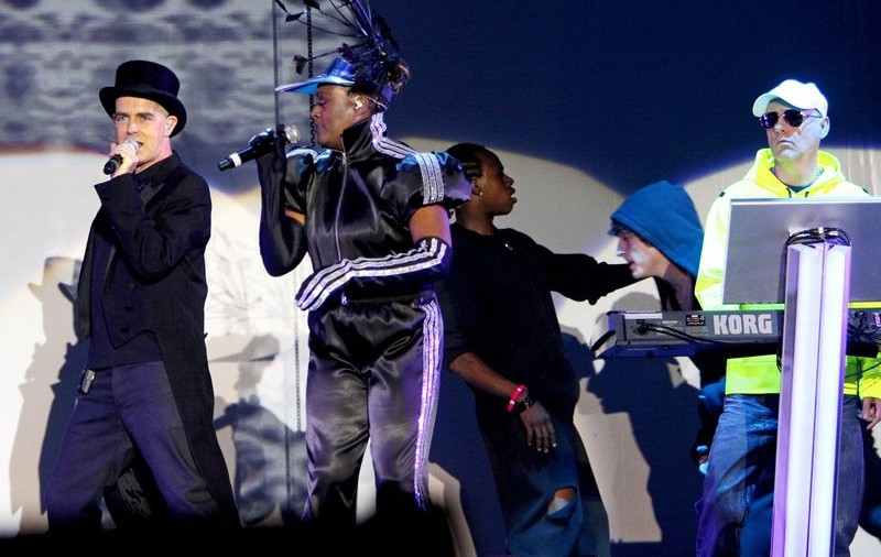 Două concerte Pet Shop Boys anulate din cauza gripei porcine