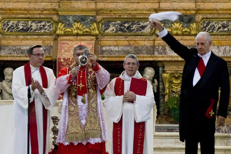 sângele prevestește