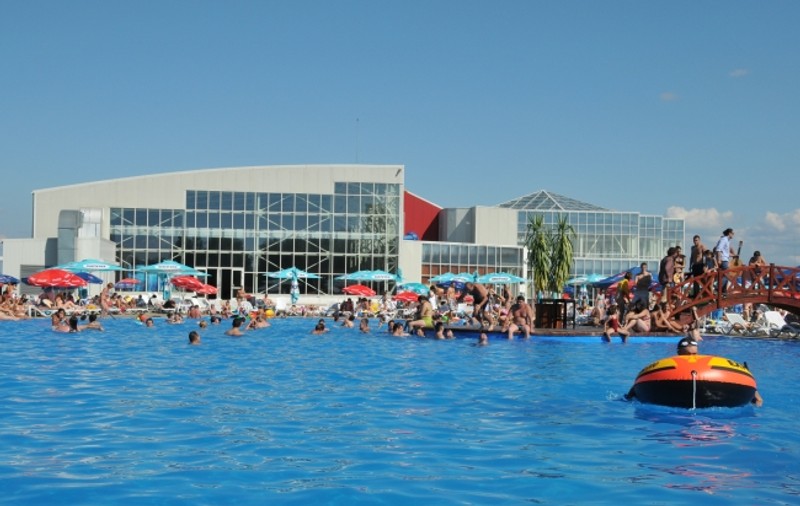 Un copil şi-a amputat două degete la Paradisul Acvatic din Brașov