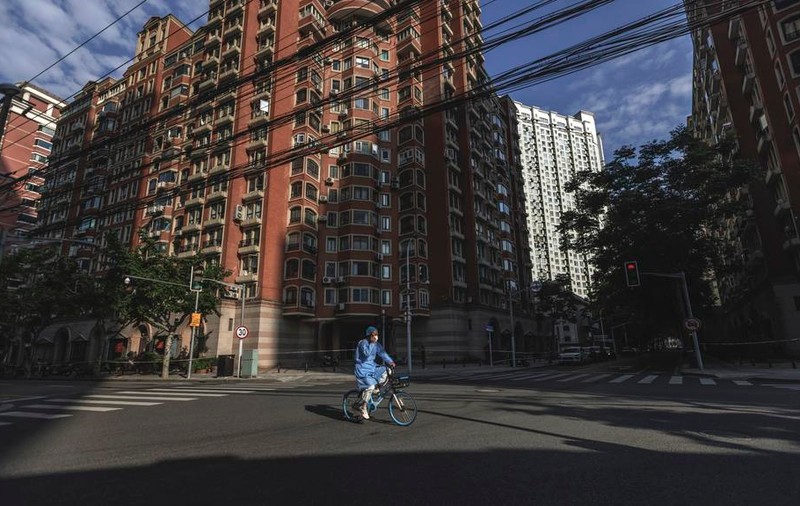 Shanghai înăsprește măsurile de izolare, deși numărul de cazuri COVID scade. „Nu faceți ce vreți. Aici e China”
