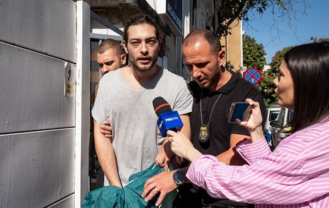 Toto Dumitrescu  este dus la poliție
