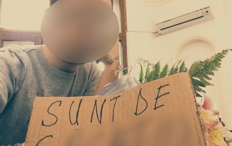 UN CÂNTĂREŢ DE LA NOI ÎŞI PUNE CENUŞĂ ÎN CAP: "SUNT DE C***T"