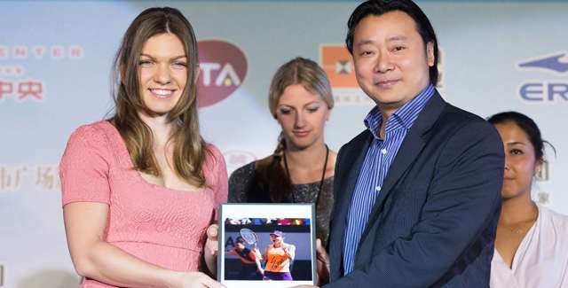 Simona Halep, iubită de chinezi FOTO: wtatennis.com
