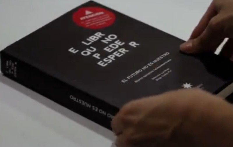 Invenţia care revoluţionează cititul! Această carte îţi dispare din faţa ochilor în două luni | VIDEO