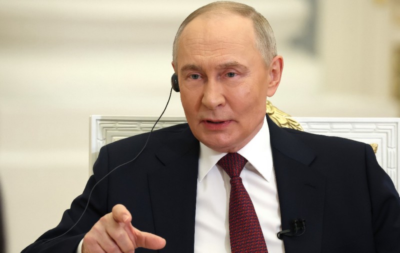 Vladimir Putin spune că Groenlanda valorează „maximum un miliard de dolari”: „Cred că SUA pot ajunge la această cifră”
