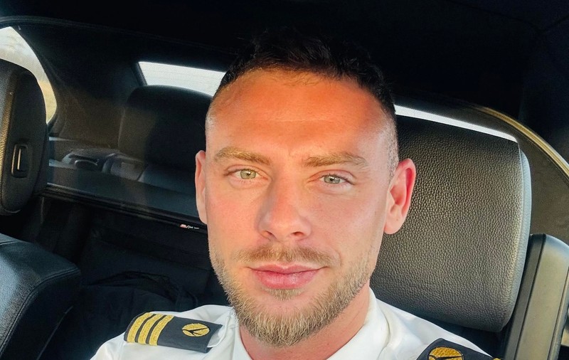 Cine este Eduard Vlădescu, ispită la Insula Iubirii 2026. Are 33 de ani și e pilot