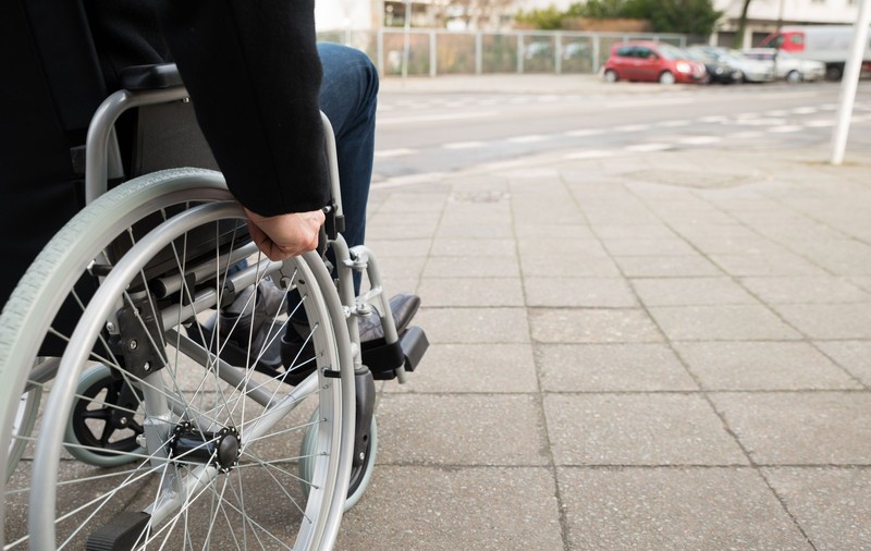S-a aprobat stimulentul de 500 de lei, pe lună, pentru persoanele adulte cu handicap din Capitală