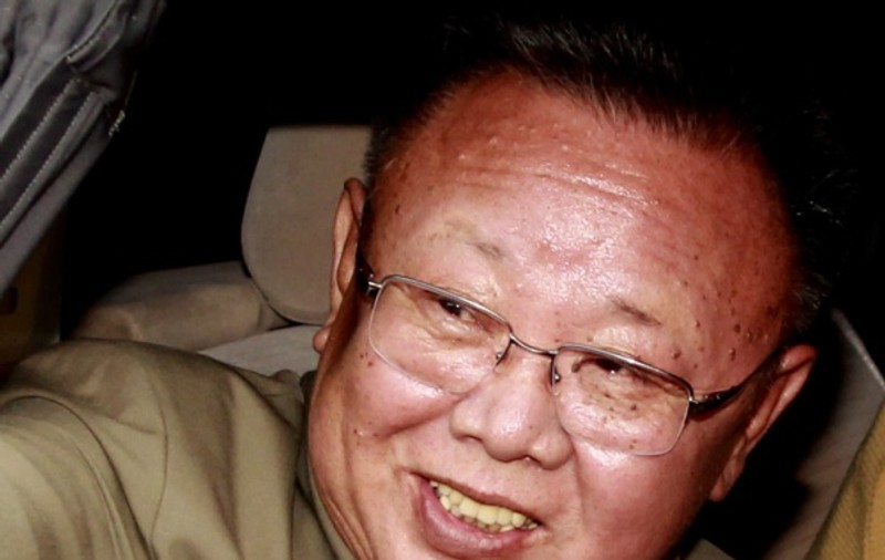 Kim Jong-il: controla vremea, nu defeca şi alte ciudăţenii despre defunctul lider nord-coreean