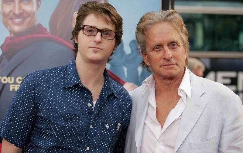 Fiul lui Michael Douglas ar putea fi închis pe viaţă