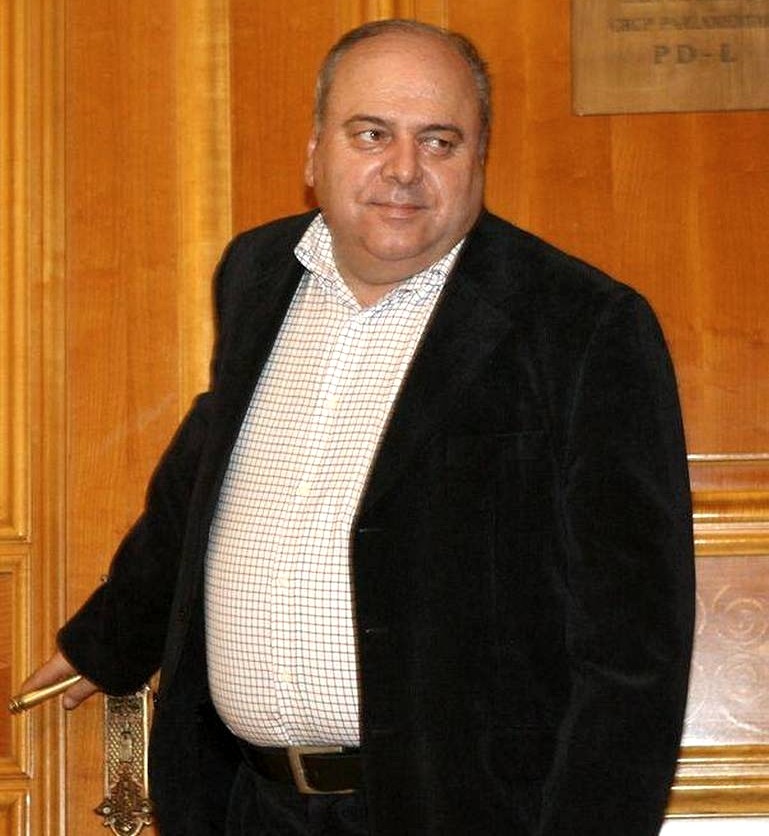 Gheorghe Ștefan a fost trimis în judecată pentru fraudarea Poștei Române. Nou dosar pentru „Pinalti”