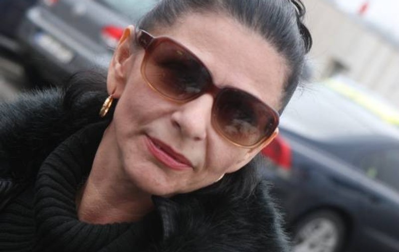 Elena Cârstea își avertizează dușmanii: ”Nu îndrăzniți să vorbiți despre mine când sunt plecată”