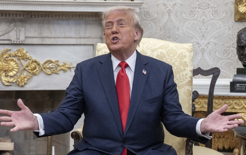 Donald Trump bate în retragere. Vrea să amâne tarifele pentru piața auto: „Mă gândesc să ajut unele dintre companii”