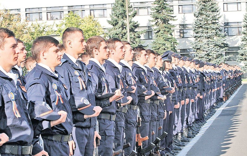 Se fac angajări în Poliție! Vezi dacă te încadrezi!