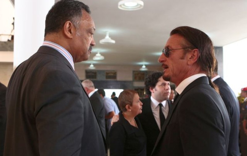 Sean Penn, la funeraliile lui Hugo Chavez