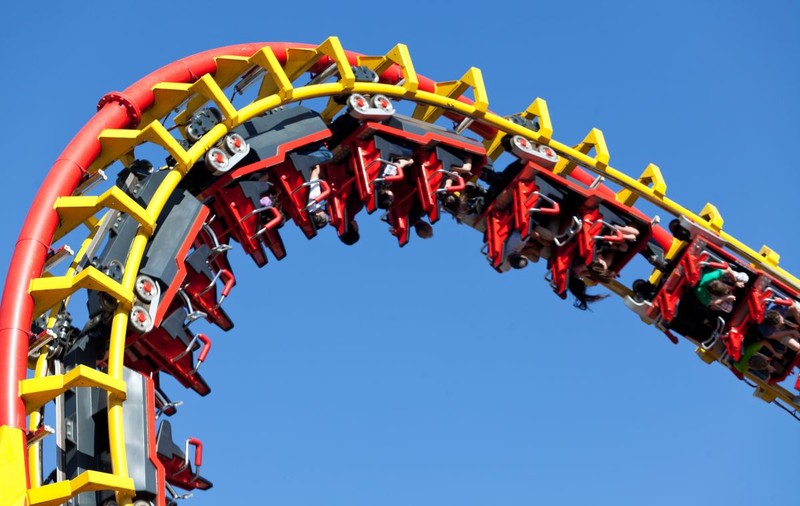 34 de răniți, din care doi în stare gravă, după ce două trenuri roller-coaster s-au ciocnit într-un parc de distracții din Germania