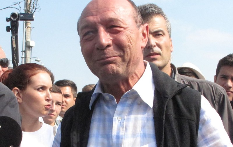 Traian Băsescu a graţiat o femeie, mamă a şapte copii