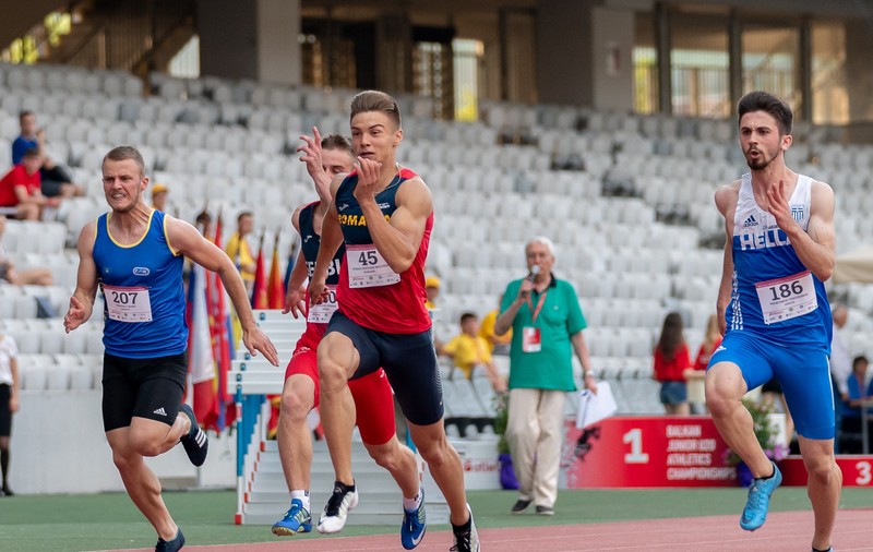 Usain Bolt de România! Robert Breahnă (18 ani) este speranţa României în proba-regină a atletismului, 100 de metri