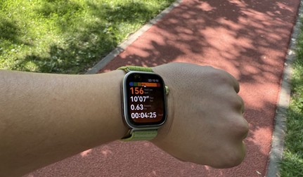 Huawei Watch Fit 4 Pro este unul dintre cele mai bune smartwatch-uri din segmentul său de preț. Foto: Claudiu Râpan / Libertatea