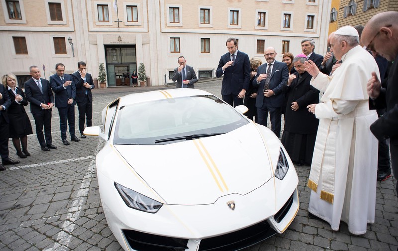 Papa Francisc le cere polițiștilor să fie ”milostivi” cu șoferii