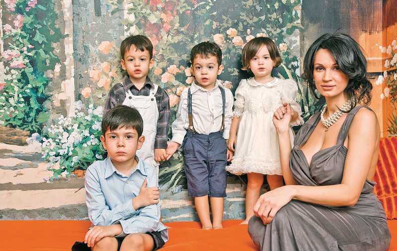 EXCLUSIV / Poveștile de Sfântul Nicolae ale vedetelor care-i poartă numele. Nicoleta Luciu l-a vânat pe Moș ani la rând