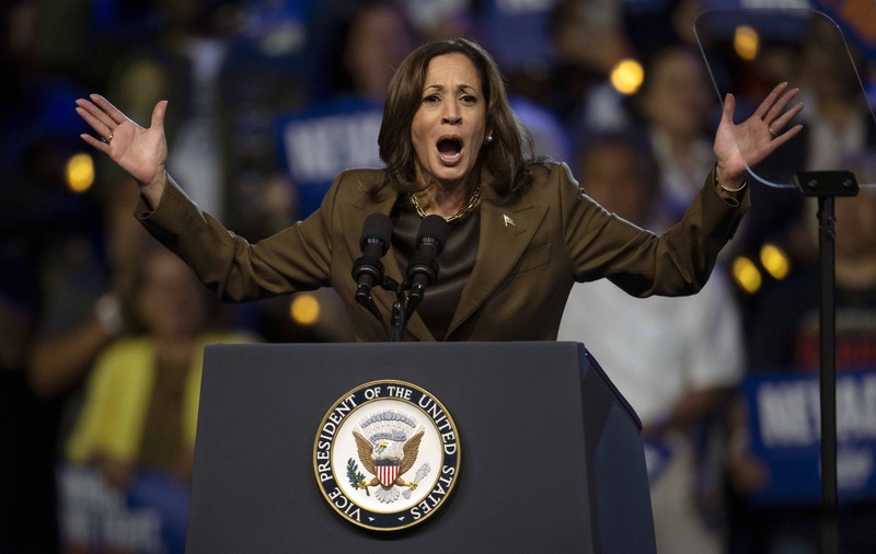 Kamala Harris a apărut pe coperta revistei Vogue a doua oară: Multe lucruri se pot schimba în trei ani