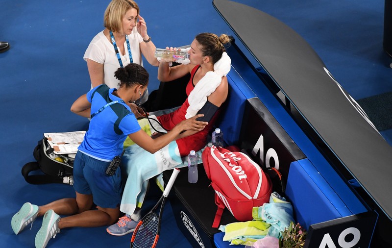 Care este situația accidentării Simonei Halep. Cine s-a implicat în contractul cu noul sponsor tehnic