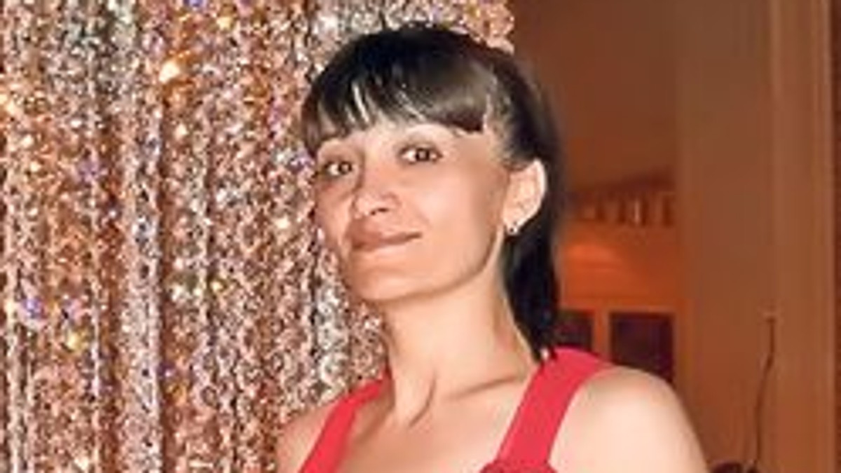 O mai ții minte pe Nuți, bona fiului Anamariei Prodan și a lui Laurențiu Reghecamf? Cum arată acum | FOTO