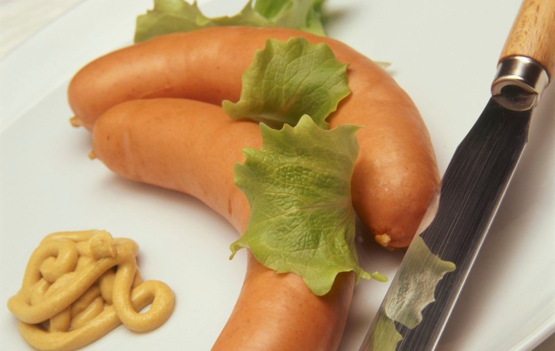 AVERTISMENT! ALIMENTAȚIA bogată în GRĂSIMI, ZAHĂR și SARE are EFECTE IREVERSIBILE