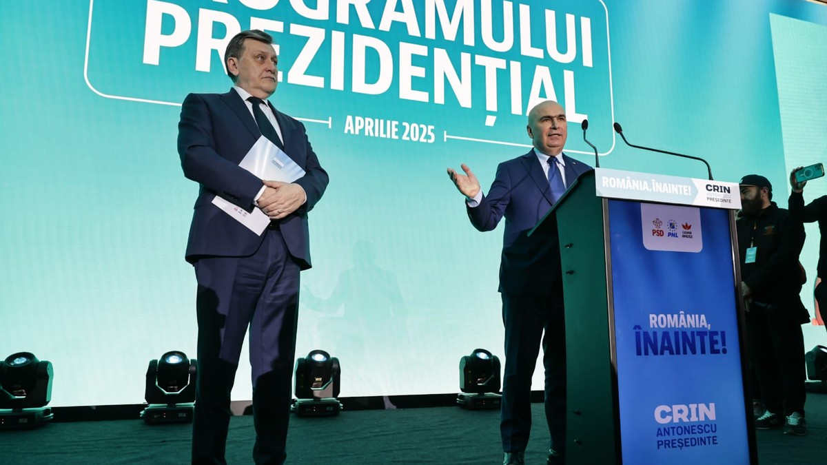 lie Bolojan pe scenă la lansarea programului prezidențial „România, înainte”