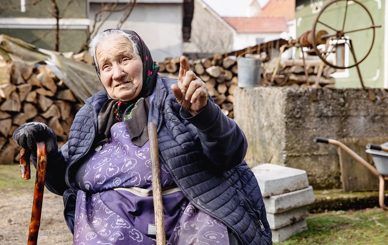 EXCLUSIV LIBERTATEA Mama lui Ilie Bolojan, către fiul ei premier: „Ai crescut dintr-un pământ puternic! Fă ce știi că trebuie făcut!”