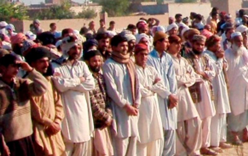 Nunta pakistaneză între minori, întreruptă de poliţie