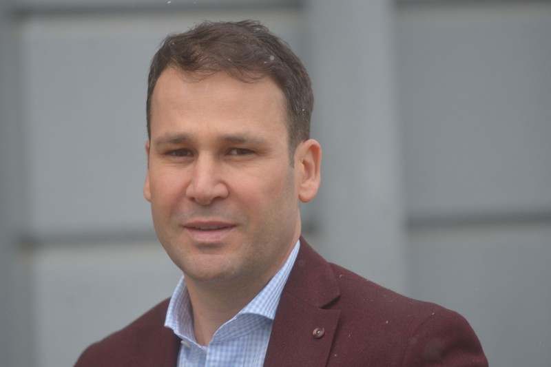 Primarul sectorului 3, Robert Negoita, soseste, luni, 22 ianuarie 2018, la sediul central al PSD din Bucuresti, pentru a participa la sedinta Consiliului Executiv National al Partidului Social Democrat (CExN al PSD) unde se va discutat despre programul de guvernare. ANDREEA ALEXANDRU / MEDIAFAX FOTO