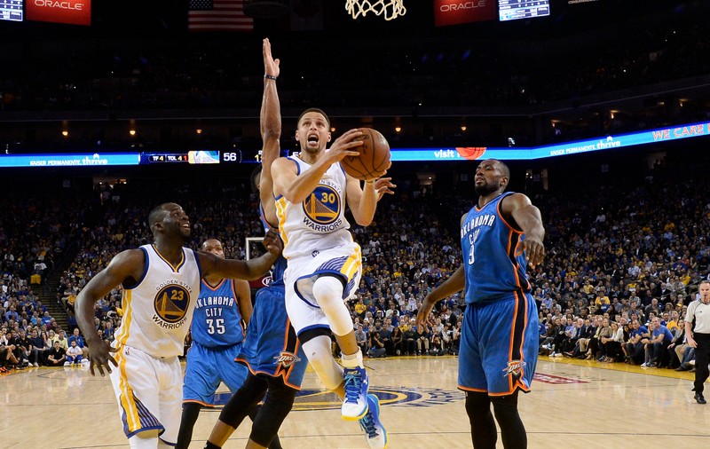 Încă două și se duc! Golden State Warriors, victoria 71 în sezonul regular. Meci mare, la noapte!
