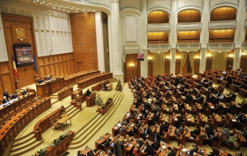 Parlamentul începe dezbaterile la bugetul de stat pe 2019. Opoziţia a pregătit mii de amendamente. Vizată, subvenţia de 100 de milioane de euro pentru partide