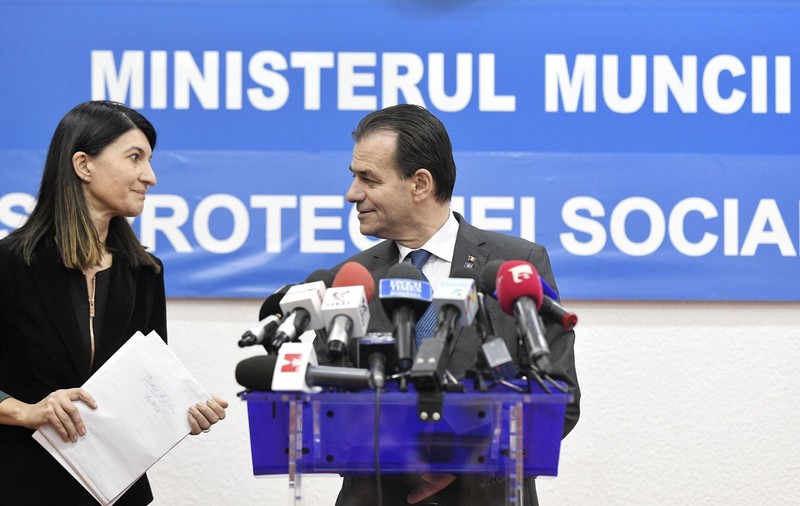 Doamna țară, noi n-am făcut nimic! SARS-COV-2 e de vină! PAH acuză Guvernul Orban că se spală pe mâini de firmele pe care le-a lăsat fără clienți ținându-i pe români în case