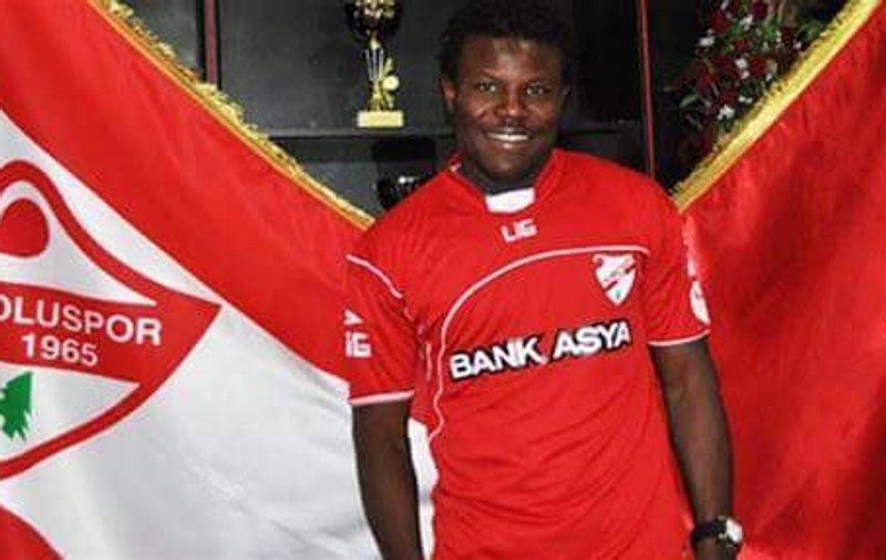 Fotbalistul ivorian Eugène Koffi Kouamé a murit la un meci amical cu prietenii. Avea 29 de ani și era legitimat în Turcia