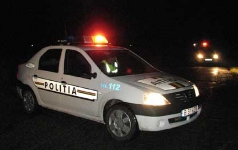 Indivizi reținuți după ce au sechestrat doi minori într-un apartament din București, obligându-i la relații intime