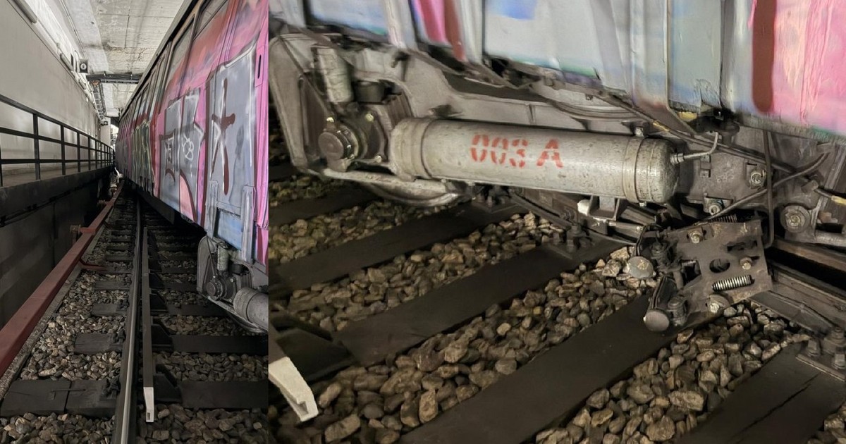 Un tren vechi IVA a deraiat în noaptea de 1 ianuarie 2026, în stația Laminorului, pe magistrala M4