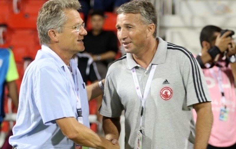 Al-Arabi l-a înlocuit pe Dan Petrescu cu un fost coleg de-al său de la Chelsea