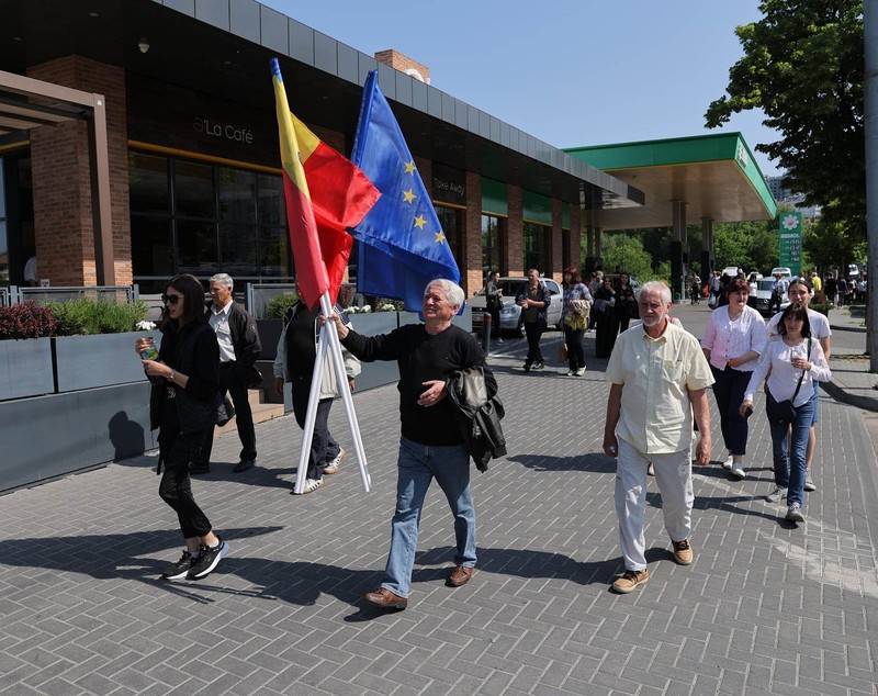 CORESPONDENȚĂ DIN CHIȘINĂU. Zeci de mii de moldoveni, la mitingul din Piața Marii Adunări Naționale. Maia Sandu: „Vrem să fim membri UE în 2030. Nu mai vrem să fim sub șantajul Kremlinului”. Șefa PE, mesaje în română. VIDEO