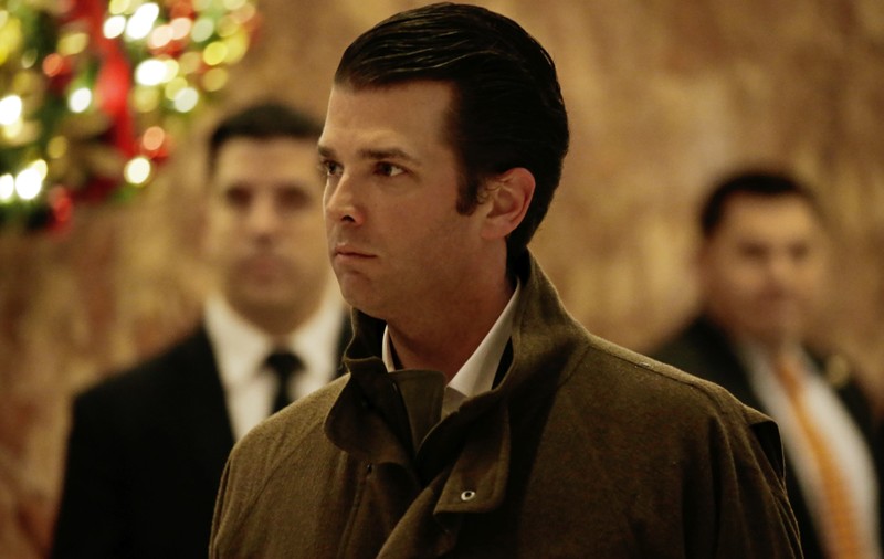 Itinerariul lui Donald Trump jr în România. Vânătoare de mistreți, vizită la Cimitirul Vesel și dansuri la Castelul Bran