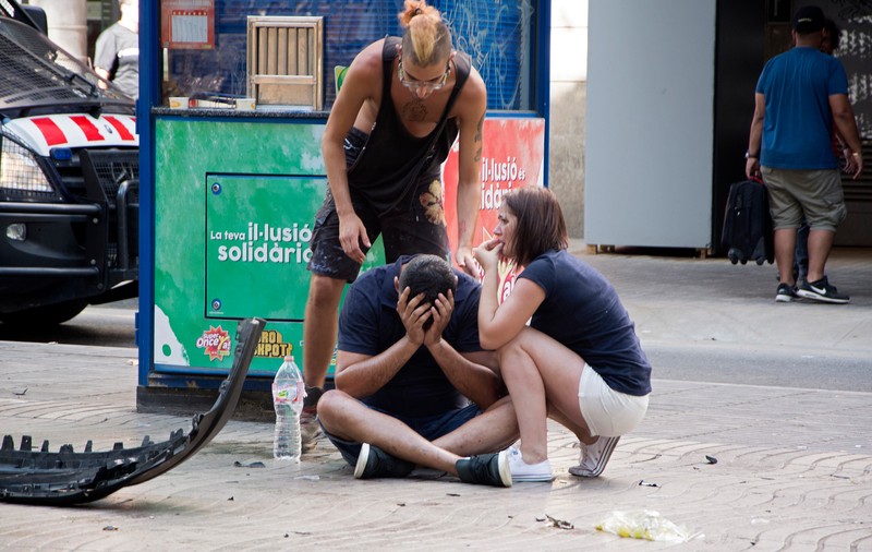 Mesajul FADERE după atacul terorist din Barcelona. Apel către românii care locuiesc în orașul lovit de atentat
