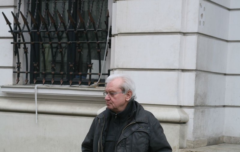 Soţia şi fiica profesorului Mencinicopschi riscă să ajungă în stradă