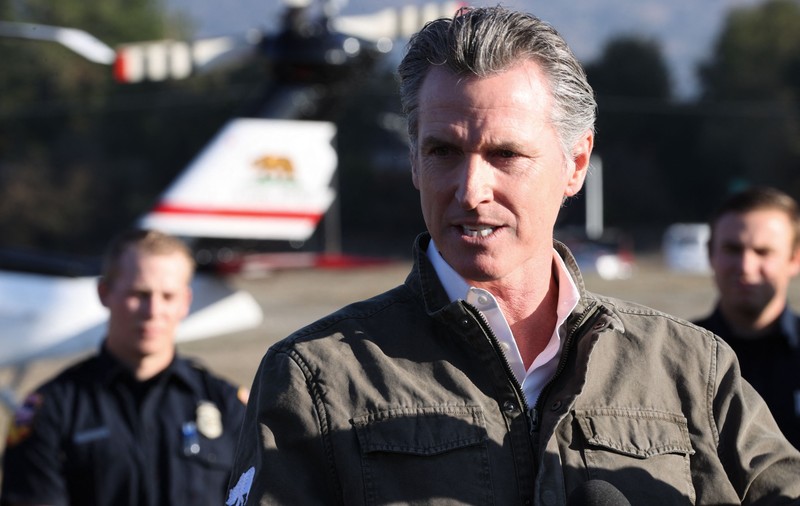 California contestă în instanţă tarifele lui Donald Trump: „Este nesăbuinţă. Acest tip distruge economia Statelor Unite"