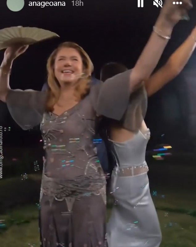 Mihaela Geoană, foarte elegantă la petrecerea de logodnă a fiicei sale. Cum arată soția lui Mircea Geoană la 59 de ani
