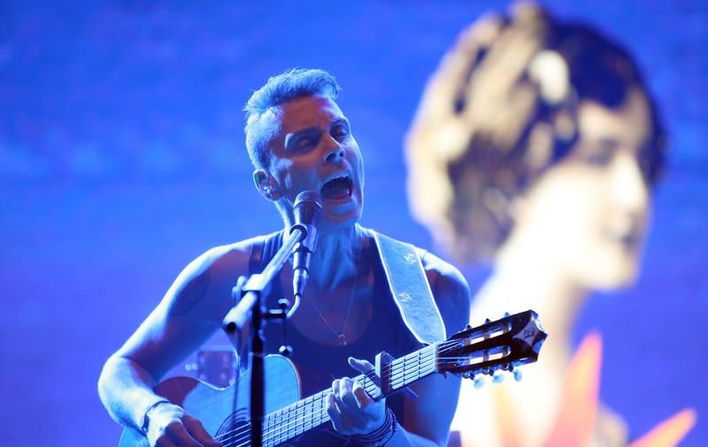 Superstarul israelian Asaf Avidan: "Îmi doresc să văd locurile în care s-au născut bunicii mei din România”
