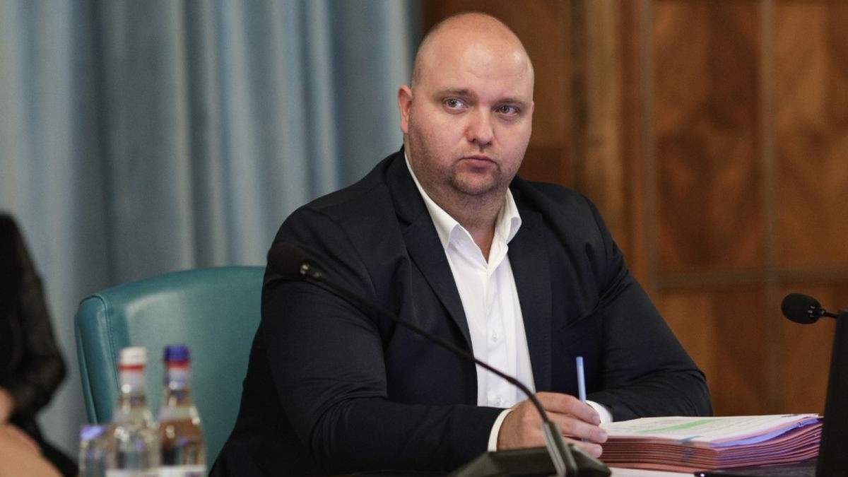 Bogdan Stelian Mîndrescu, cel mai bine plătit șef din administrație, câștigă 25.000 de euro lunar, din trei funcții. Foto: Inquam Photos /Sabin Cirstoveanu