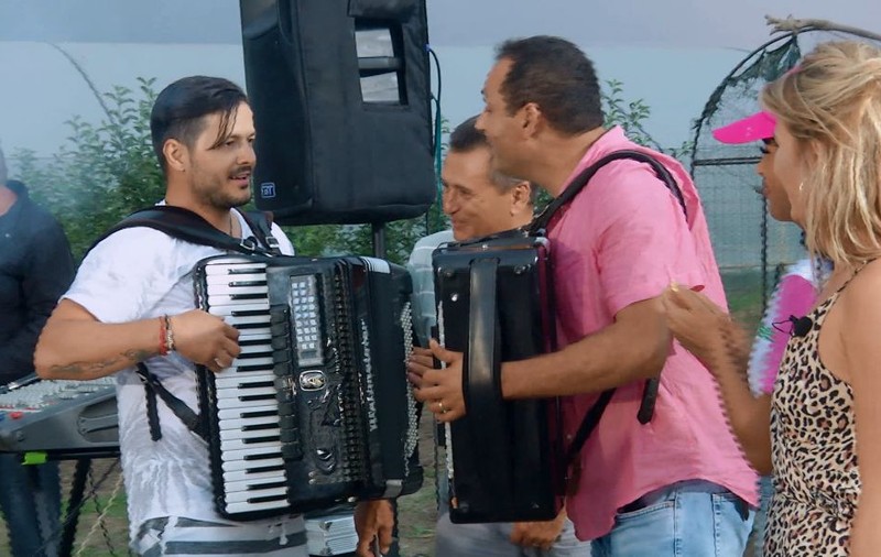 Liviu Vârciu și-a surprins colegii cu talentul său. ”Habar nu aveam că știe să cânte la acordeon”